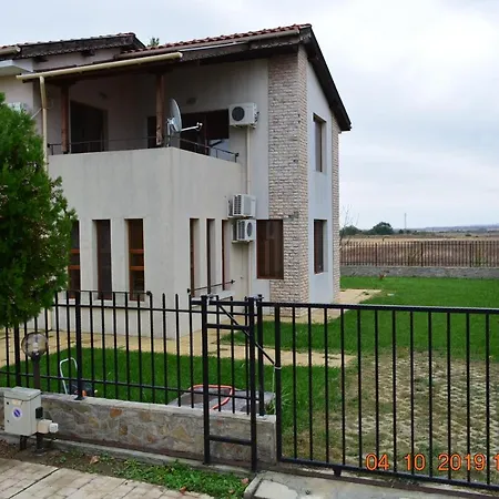 Nessebar Country Villas Gyul'ovtsa